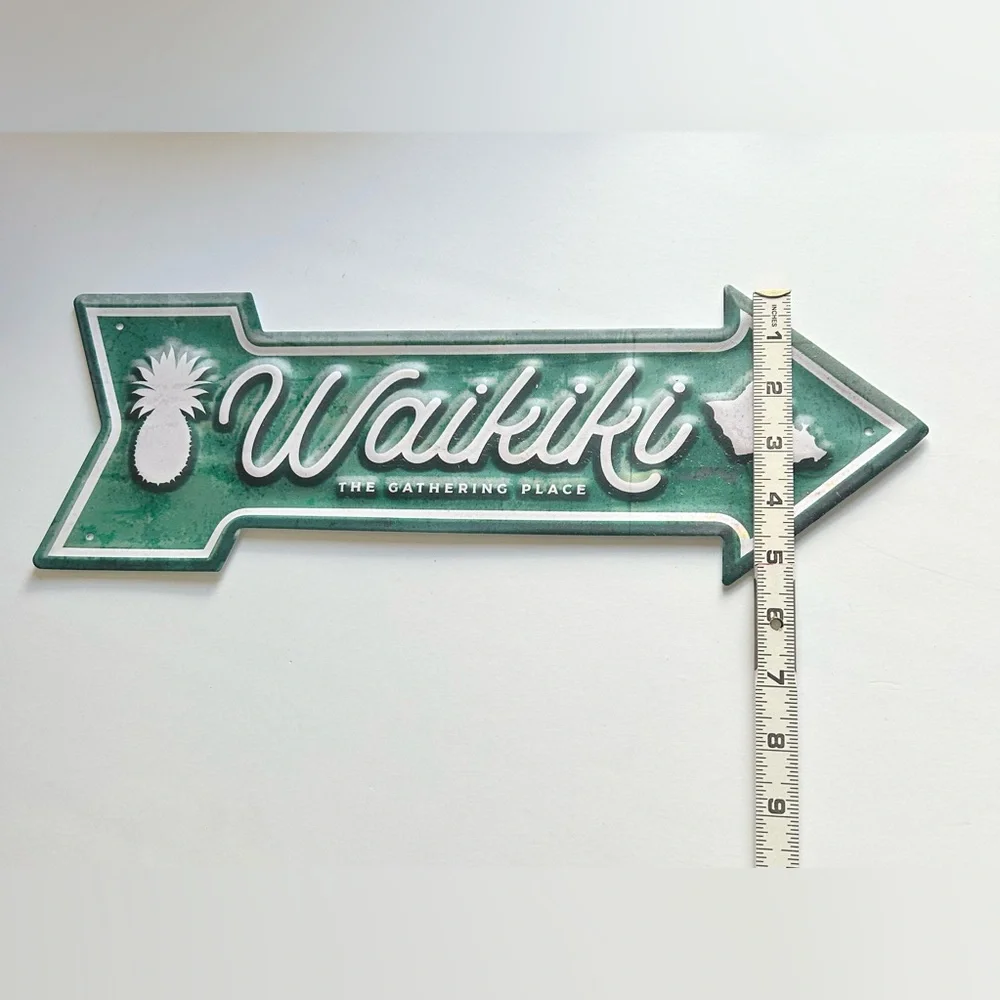 Waikiki The Gathering Place Hawaii Pineapple Metal Arrow Man Cave Sign  (NWT)